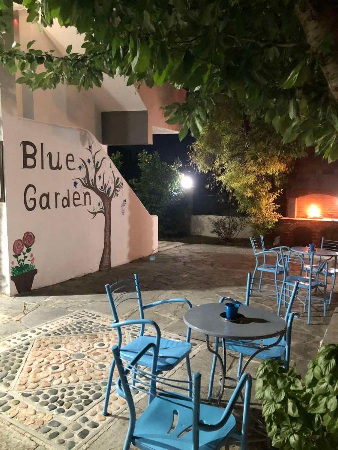 Blue Garden Inn Fourka Exteriér fotografie
