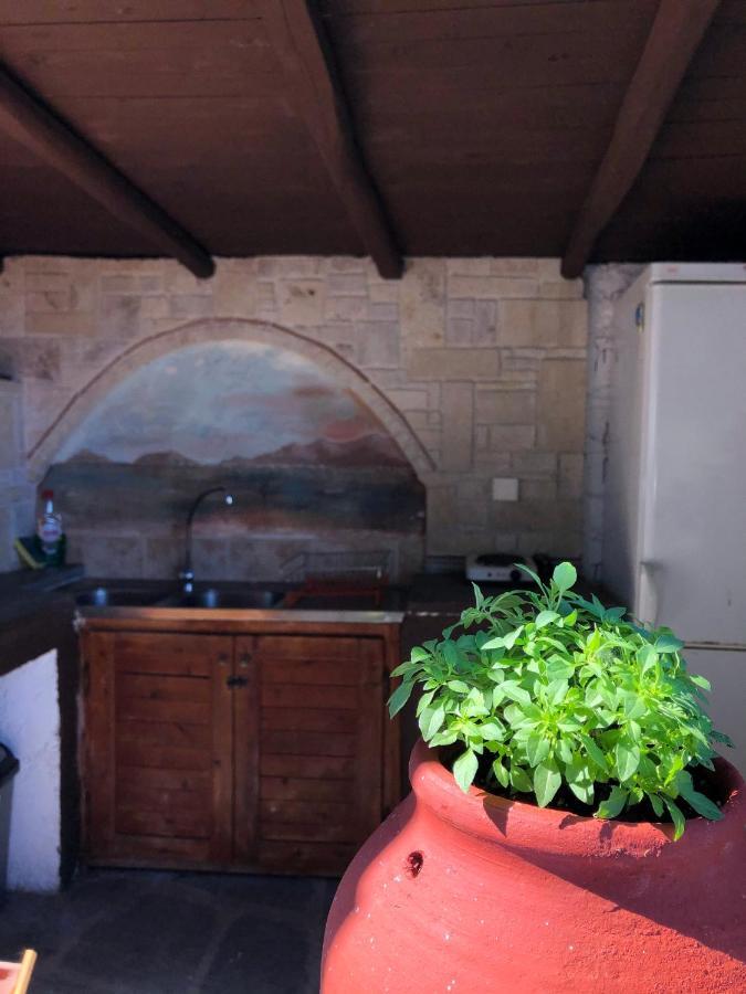 Blue Garden Inn Fourka Exteriér fotografie